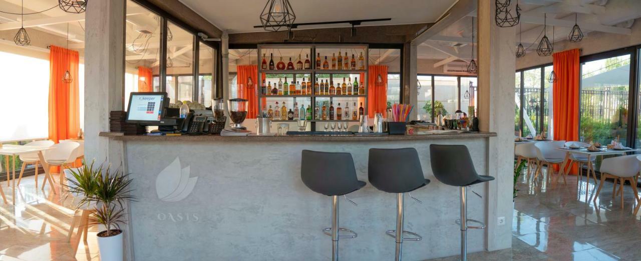 Отель Oasis Residence Бишкек Экстерьер фото