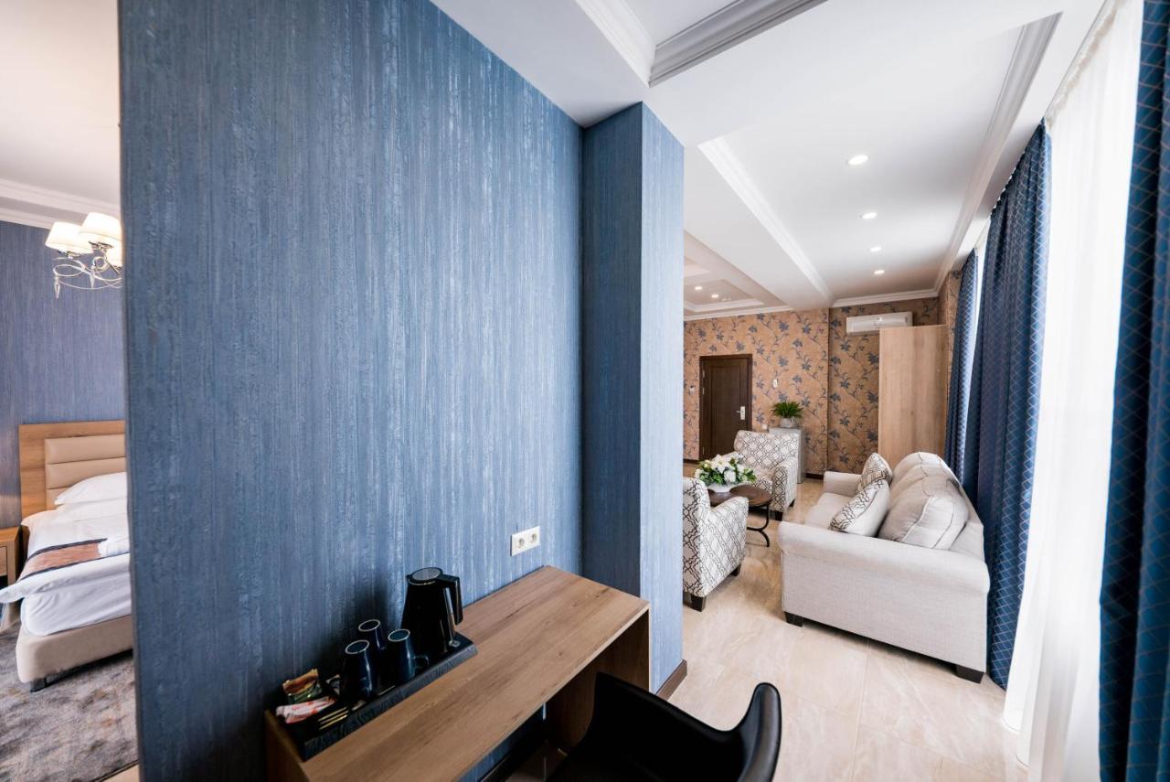 Отель Oasis Residence Бишкек Экстерьер фото